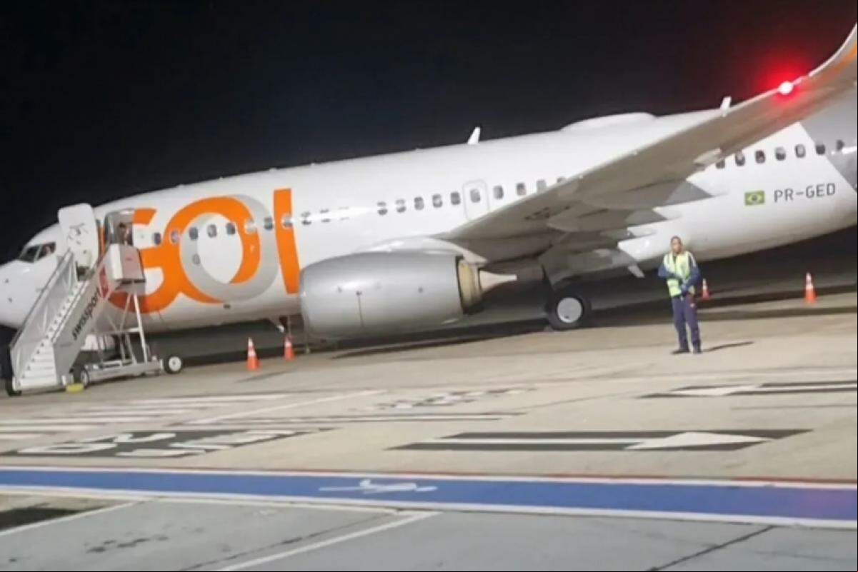 Operação de aeronave no Aeroporto de São José dos Campos