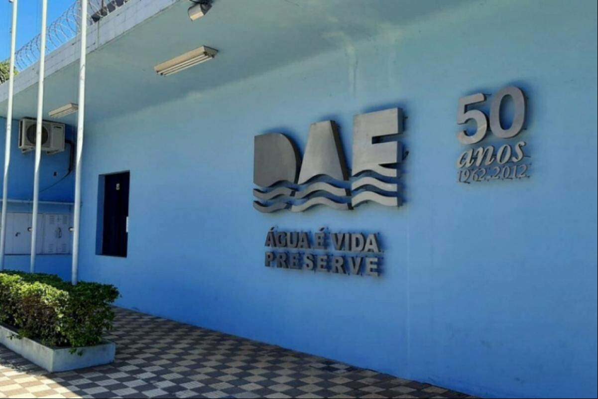 A previsão é que os trabalhos sejam concluídos no final da manhã do mesmo dia, com a retomada e normalização gradativa do fornecimento em seguida